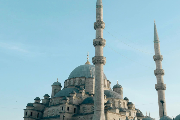 Стамбул назван магнитом для Туристов и Инвесторов в 2023 году!