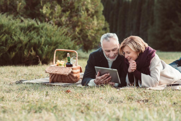 Comfortable and happy life in retirement: which country to choose for moving to permanent residence