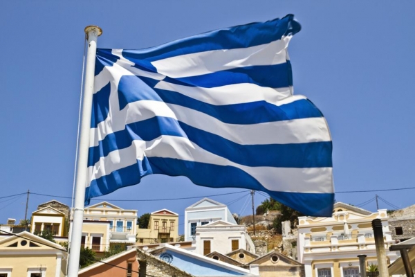 BUYING REAL ESTATE IN GREECE AND GETTING A RESIDENCE PERMIT: WE ANSWER THE MOST POPULAR QUESTIONS