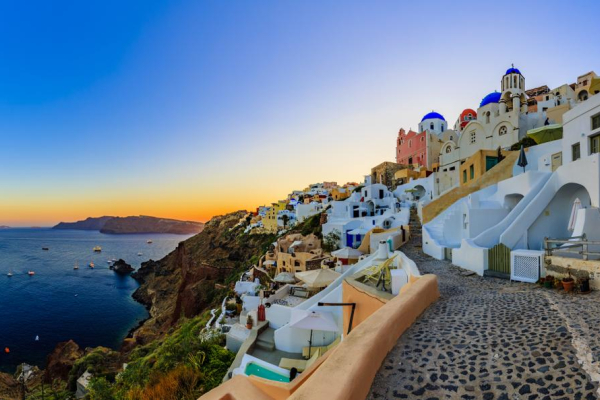 Греческая «Золотая виза»: возможности и преимущества инвестирования в недвижимость